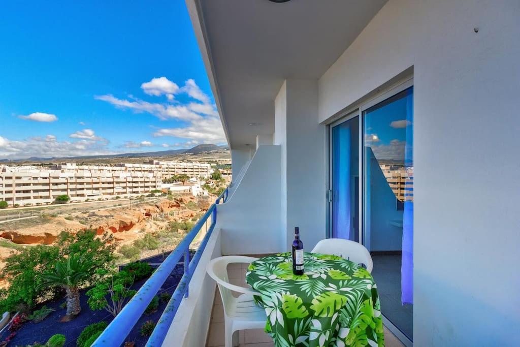 Bonito Estudio Playa Paraiso Con Vista Al Mar By Paramount Holidays Адехе Екстериор снимка